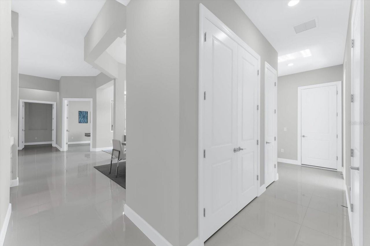 9451 Tequila Sunrise Drive, Sarasota, FL 34241 Photo