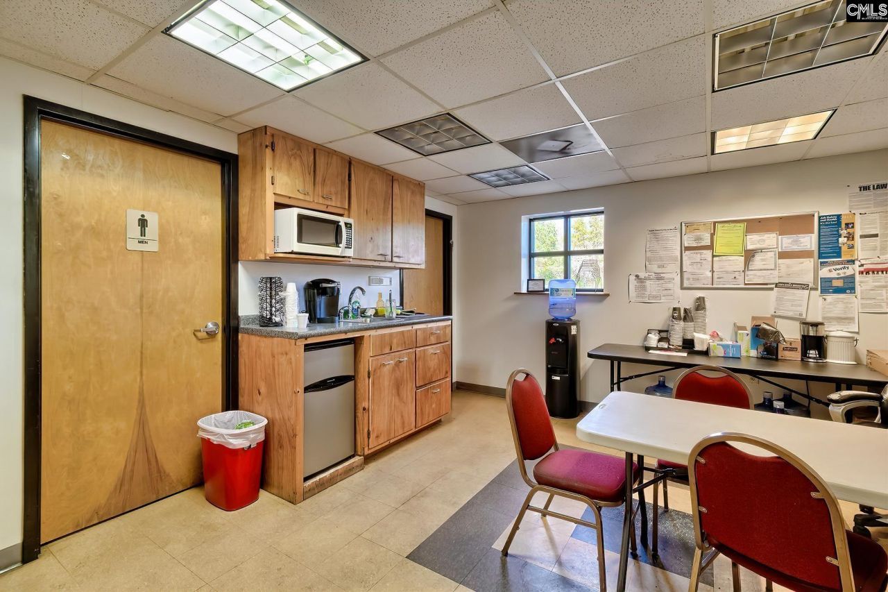 175 Foster Brothers Drive Photo 26