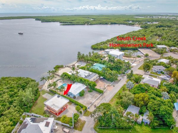360 Sound Dr, Key Largo, FL 33037