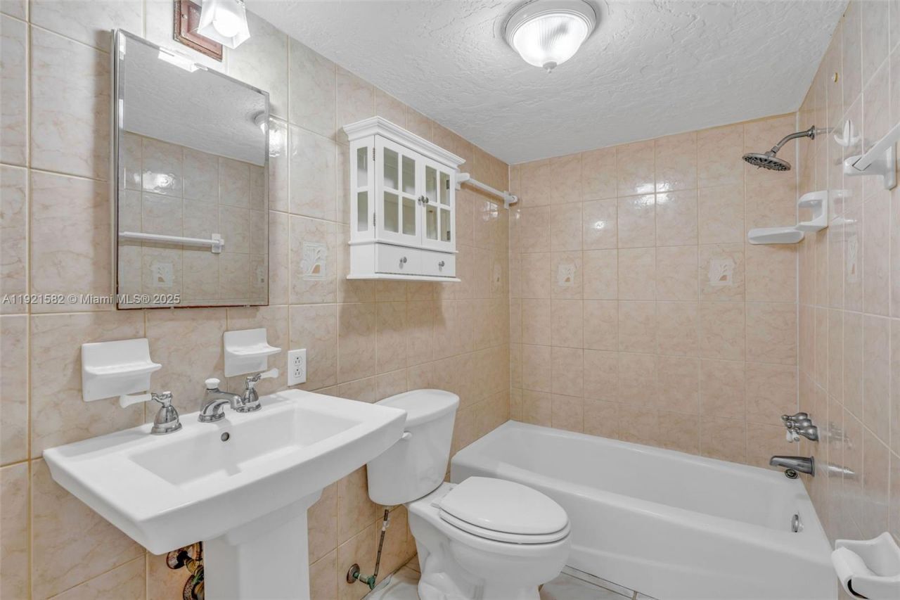 360 Sound Dr, Key Largo, FL 33037 Photo