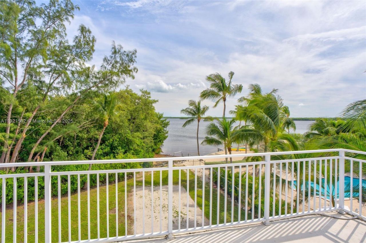 360 Sound Dr, Key Largo, FL 33037 Photo