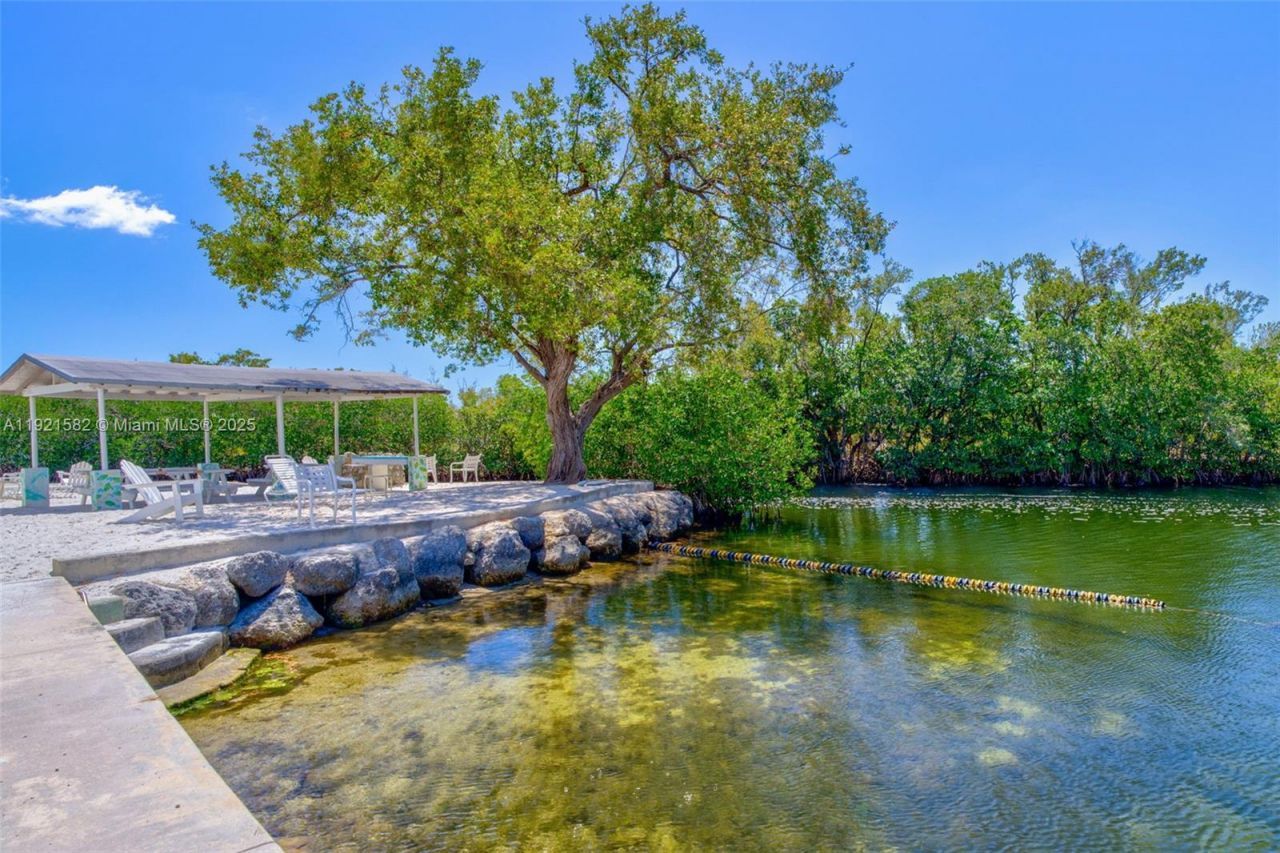 360 Sound Dr, Key Largo, FL 33037 Photo