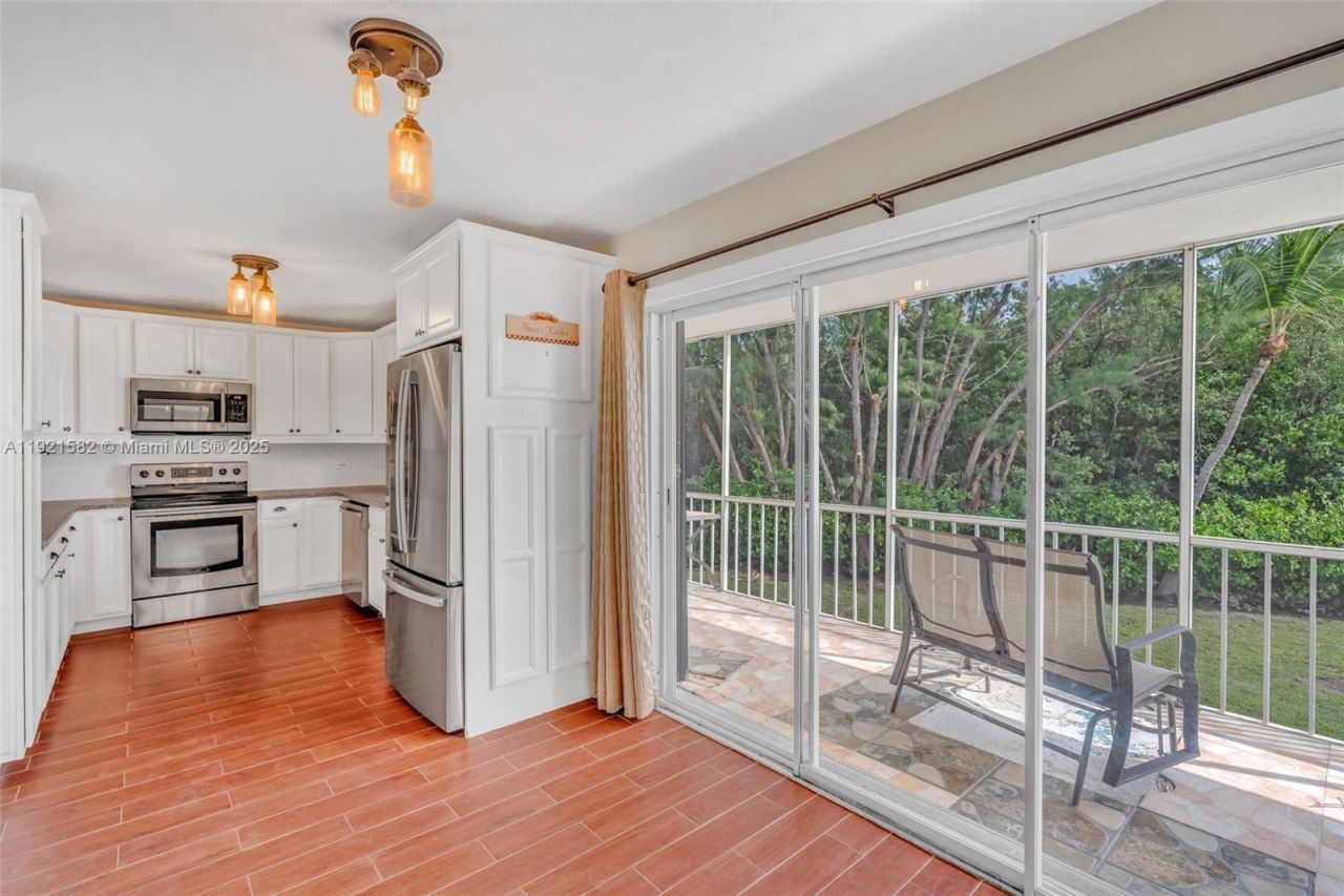 360 Sound Dr, Key Largo, FL 33037 Photo