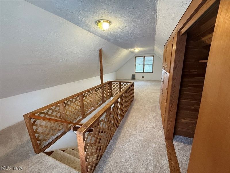 106 Selden Avenue, Akron, OH 44301 Photo 11