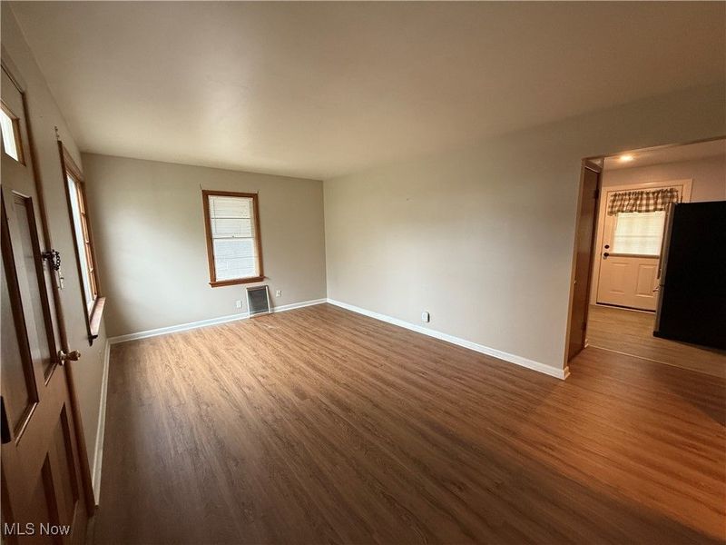 106 Selden Avenue, Akron, OH 44301 Photo 3