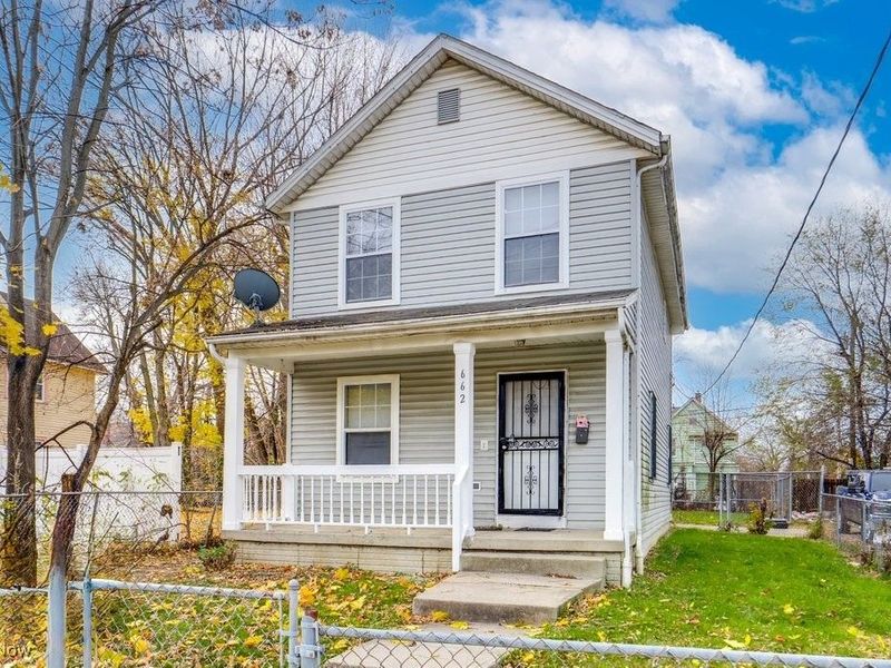 662 E 125th Street, Cleveland, OH 44108 Photo 2