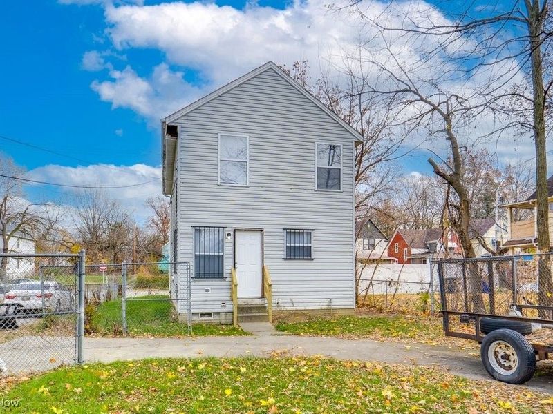 662 E 125th Street, Cleveland, OH 44108 Photo 3