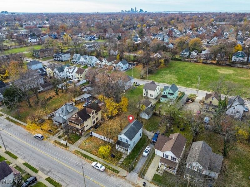 662 E 125th Street, Cleveland, OH 44108 Photo 6