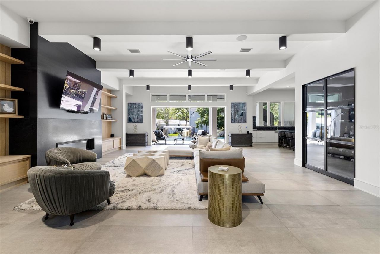 4924 W San Rafael Street, Tampa, FL 33629 Photo