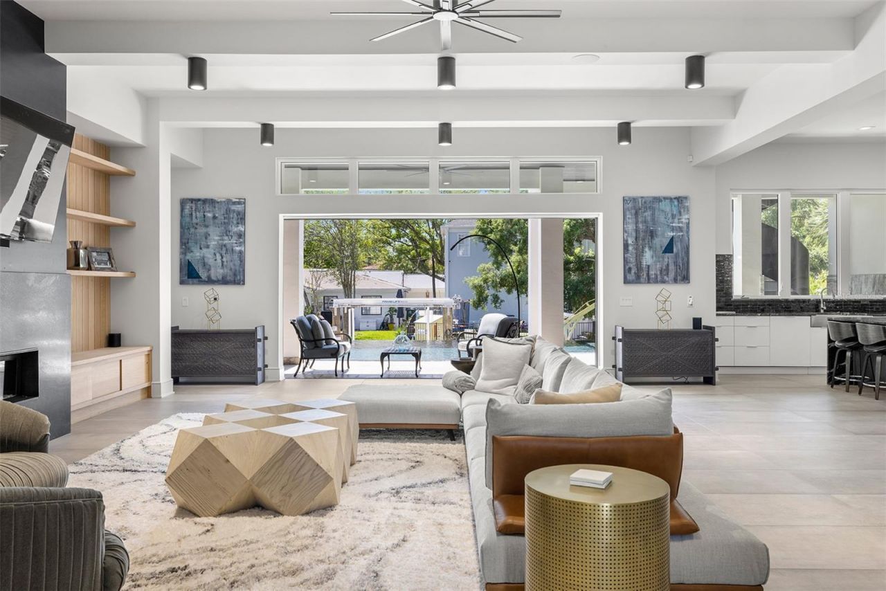 4924 W San Rafael Street, Tampa, FL 33629 Photo