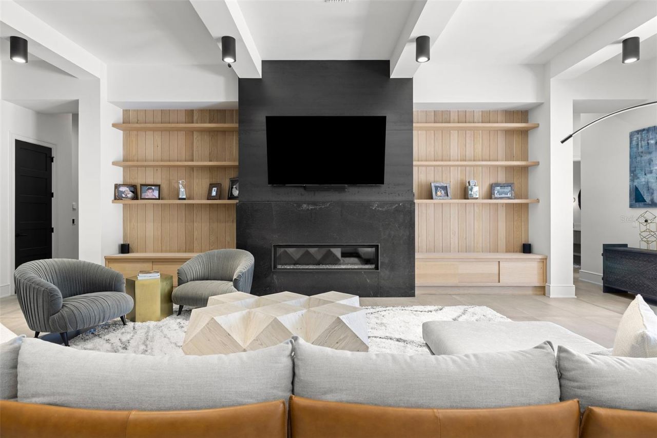 4924 W San Rafael Street, Tampa, FL 33629 Photo