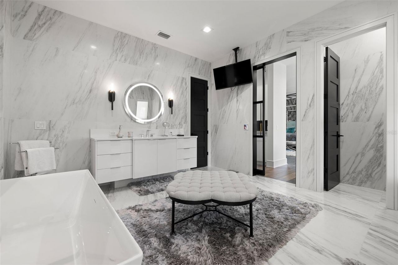 4924 W San Rafael Street, Tampa, FL 33629 Photo