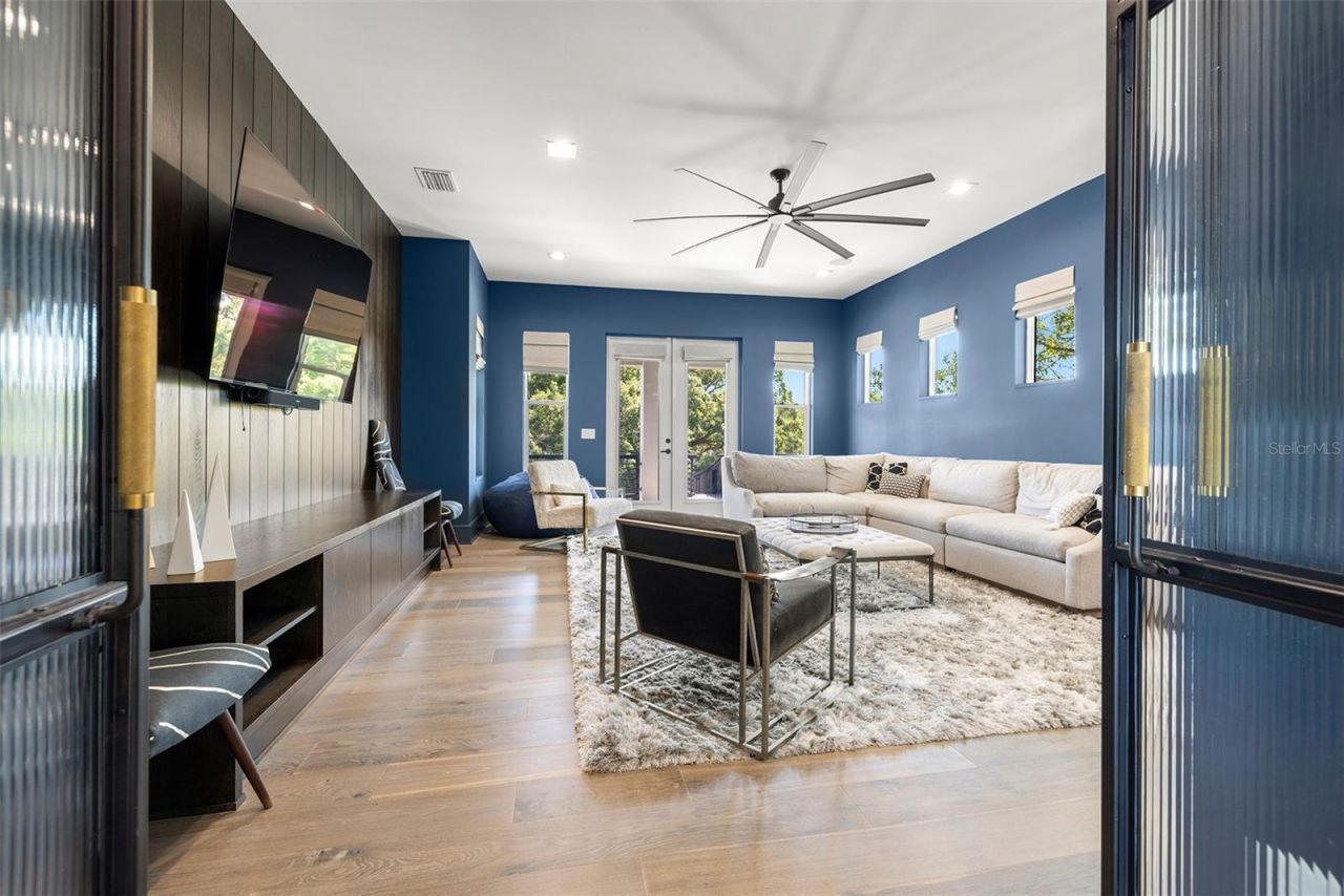 4924 W San Rafael Street, Tampa, FL 33629 Photo