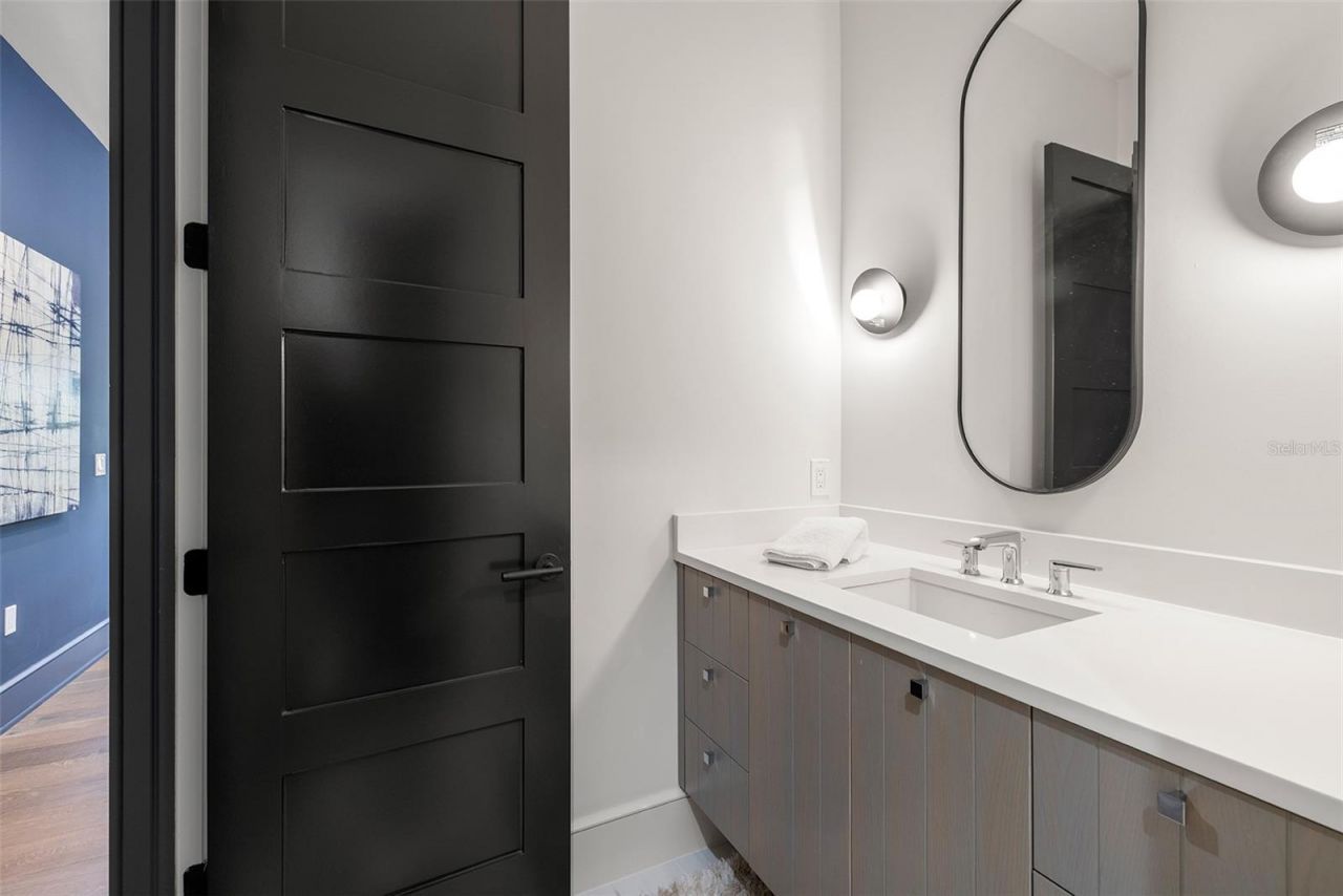 4924 W San Rafael Street, Tampa, FL 33629 Photo