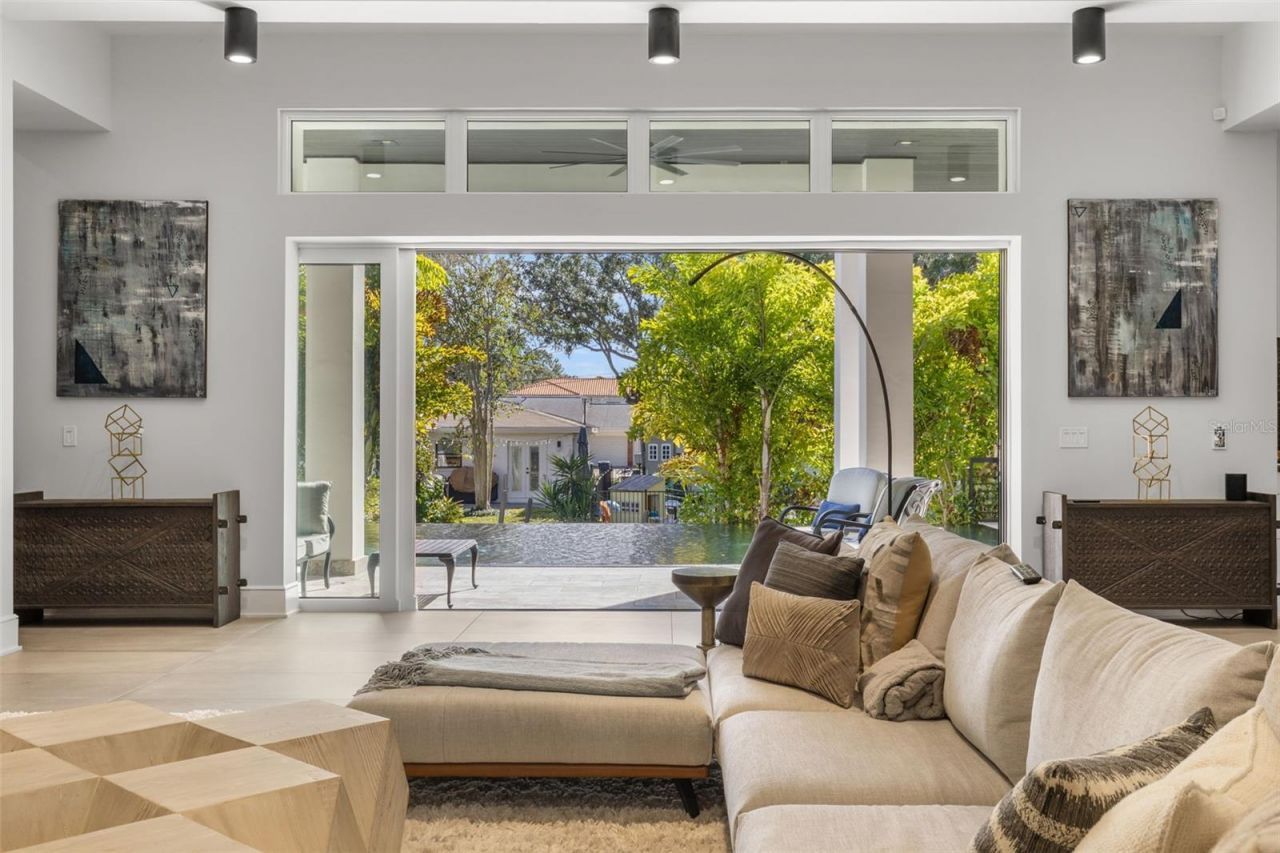 4924 W San Rafael Street, Tampa, FL 33629 Photo