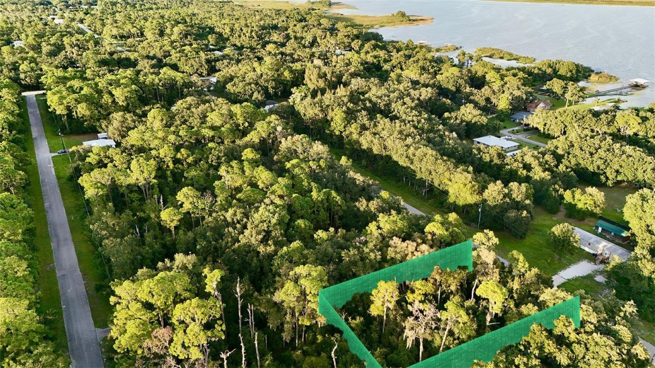 438 Highlands Lake Drive, Lake Placid, FL 33852 Photo