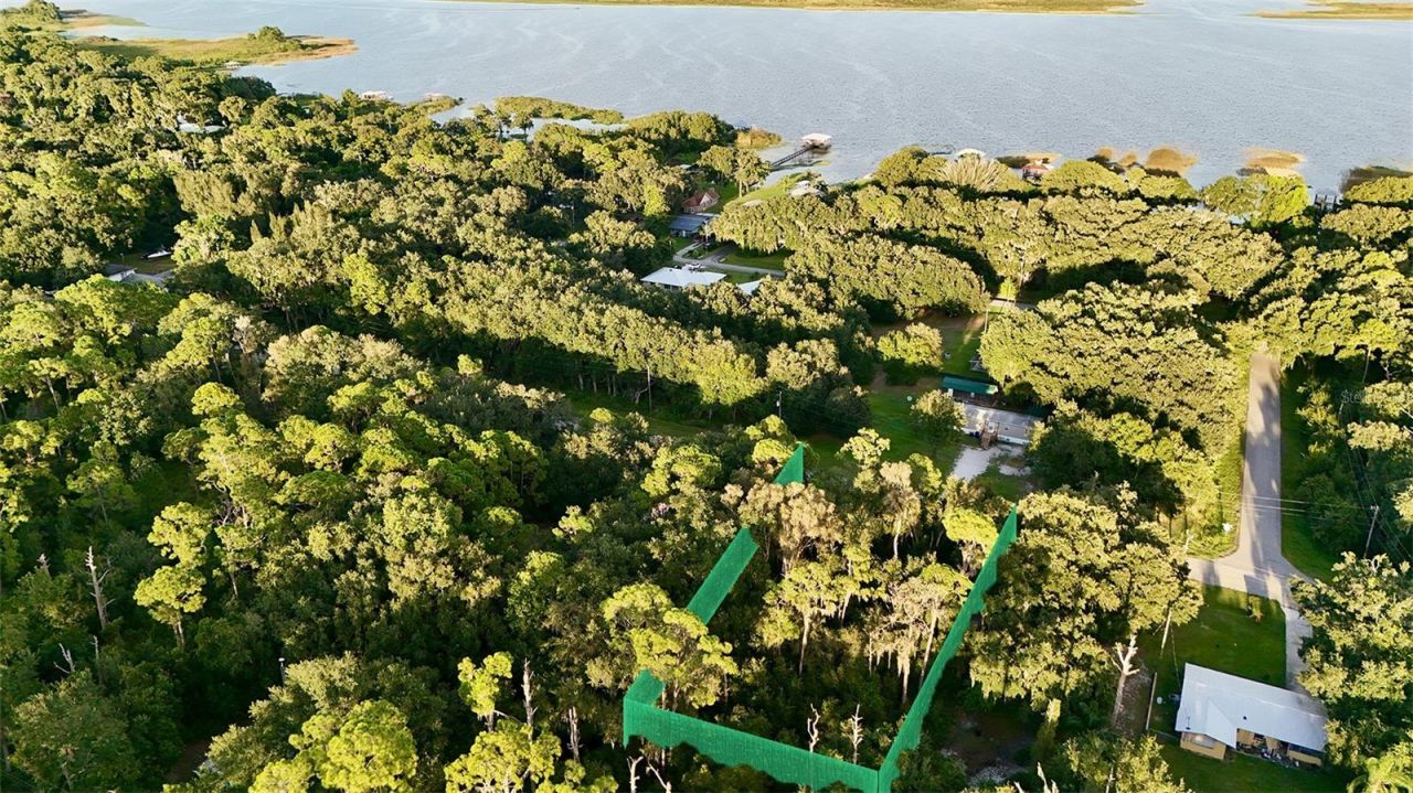 438 Highlands Lake Drive, Lake Placid, FL 33852 Photo