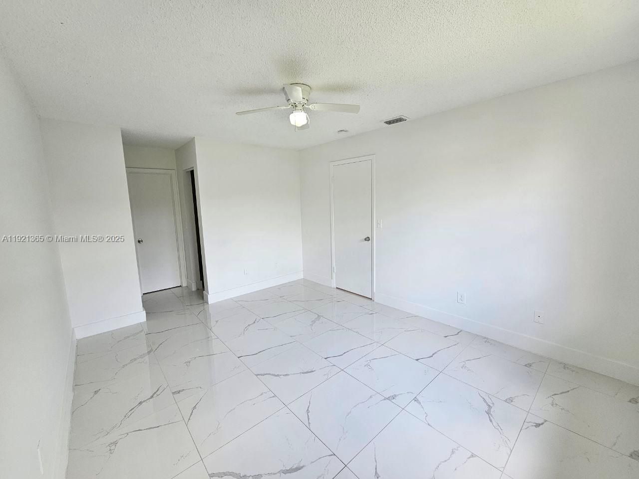 6580 W 27th Ct, Unit 58-21, Hialeah, FL 33016 Photo