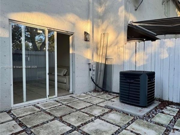 12124 SW 143rd Ln, Unit 8-5, Miami, FL 33186