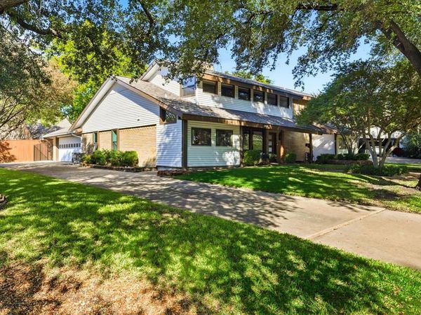 2813 Raintree Drive, Carrollton, TX 75006