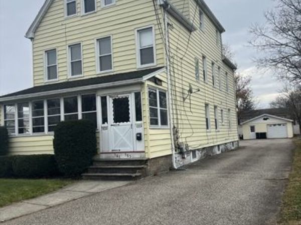 583 Mckinstry Avenue, Chicopee, MA 01020
