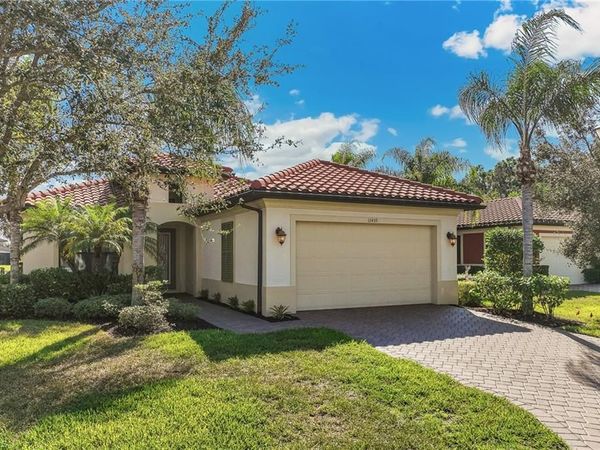 12459 Kentwood AVE, FORT MYERS, FL 33913