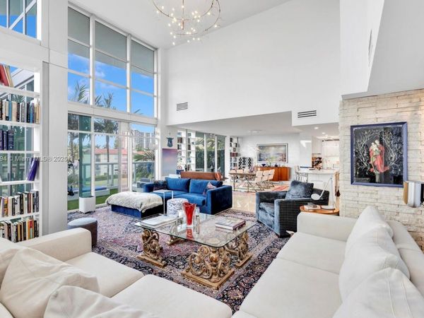 3131 NE 188th St, Unit 2-301, Aventura, FL 33180