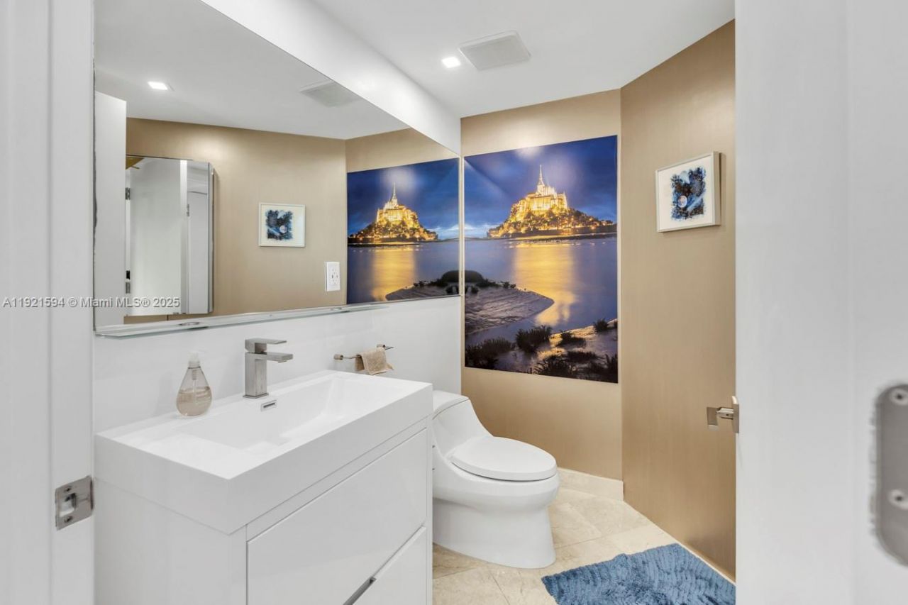 3131 NE 188th St, Unit 2-301, Aventura, FL 33180 Photo