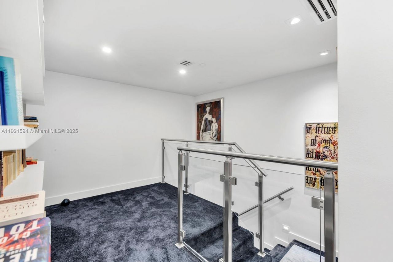 3131 NE 188th St, Unit 2-301, Aventura, FL 33180 Photo