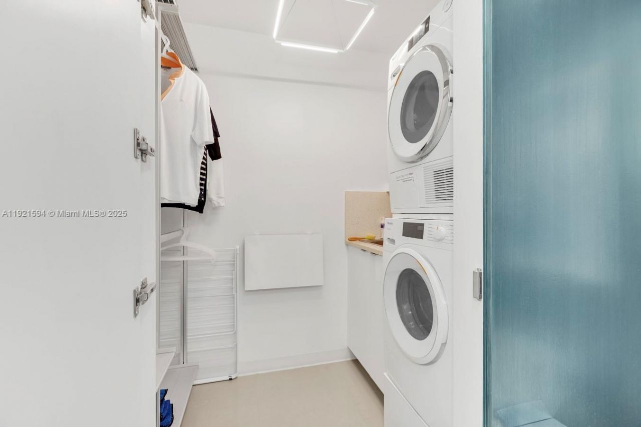 3131 NE 188th St, Unit 2-301, Aventura, FL 33180 Photo