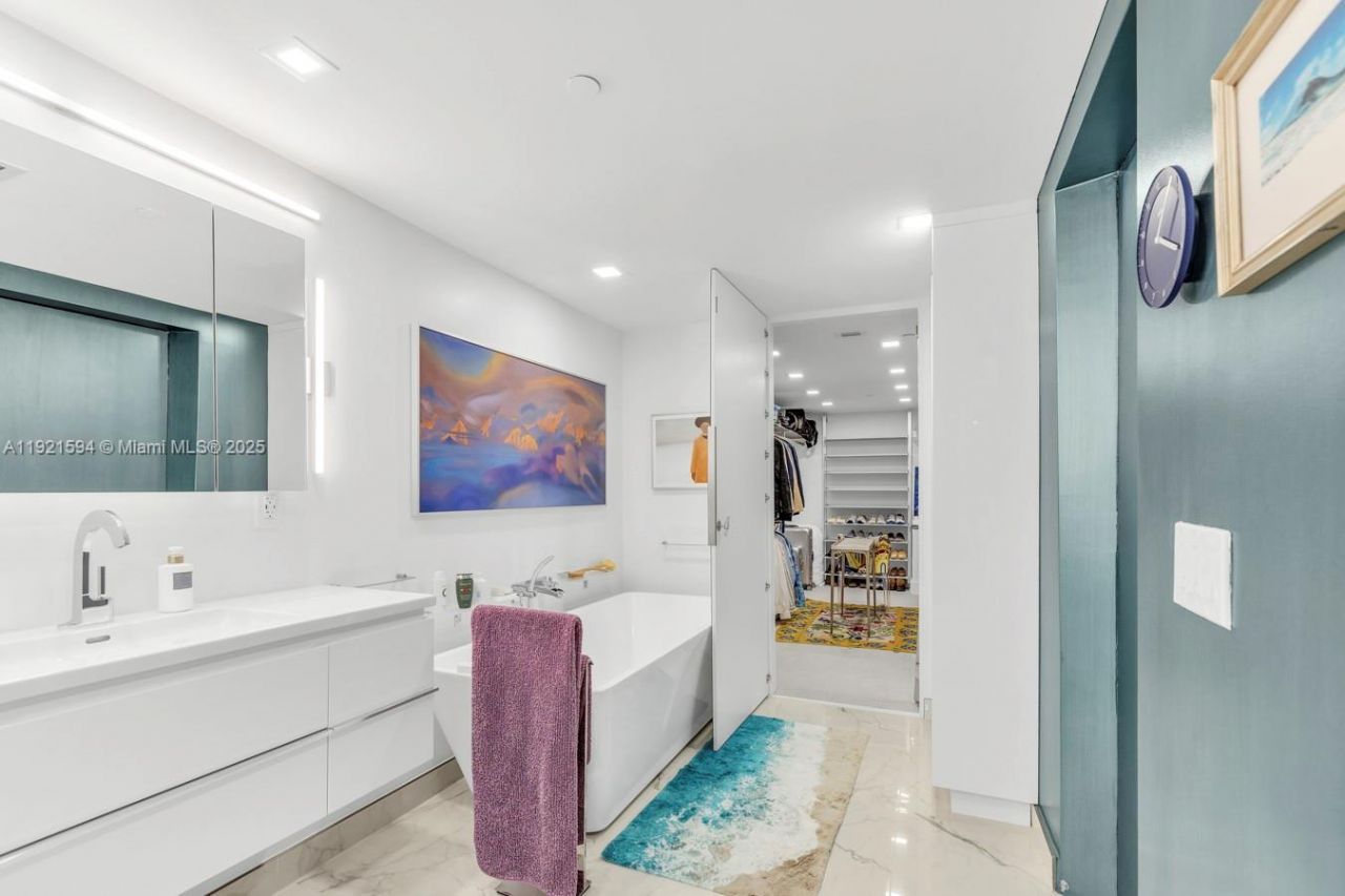 3131 NE 188th St, Unit 2-301, Aventura, FL 33180 Photo