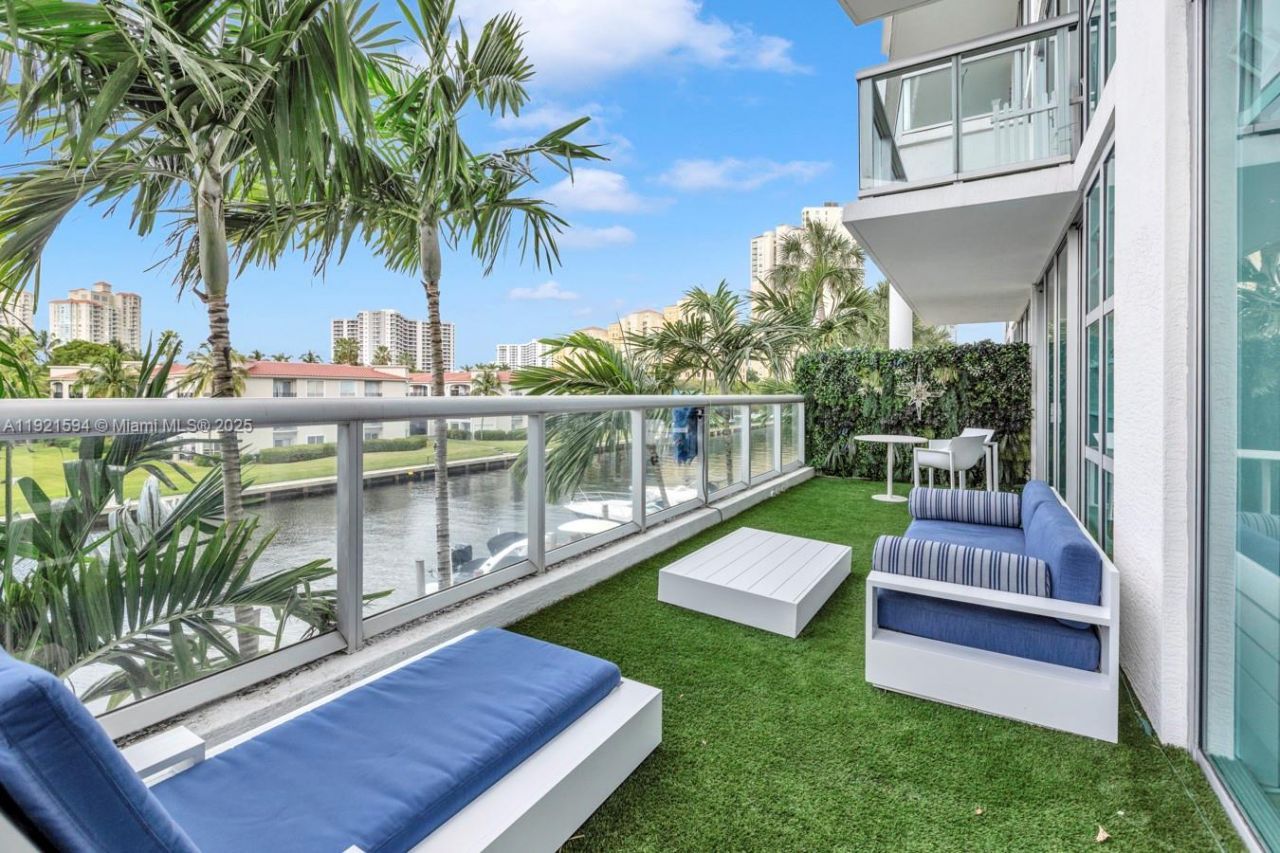 3131 NE 188th St, Unit 2-301, Aventura, FL 33180 Photo