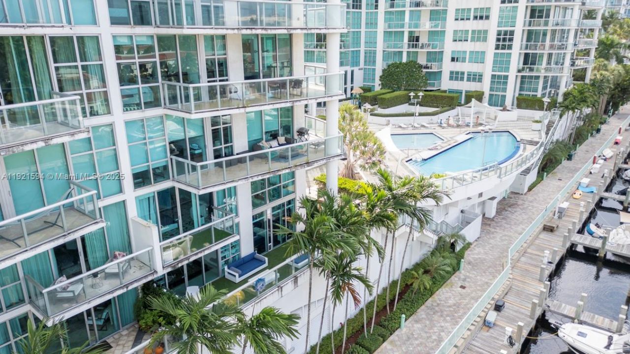 3131 NE 188th St, Unit 2-301, Aventura, FL 33180 Photo