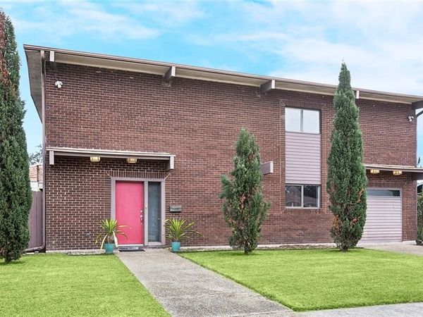 2017 CHARLES Drive, Chalmette, LA 70043