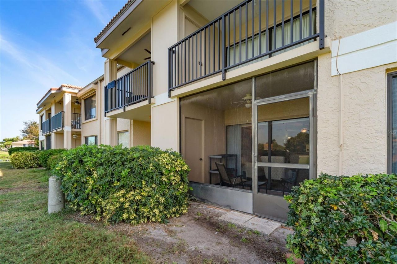 6105 Palma Del Mar Boulevard S, Unit 120, Saint Petersburg, FL 33715 Photo