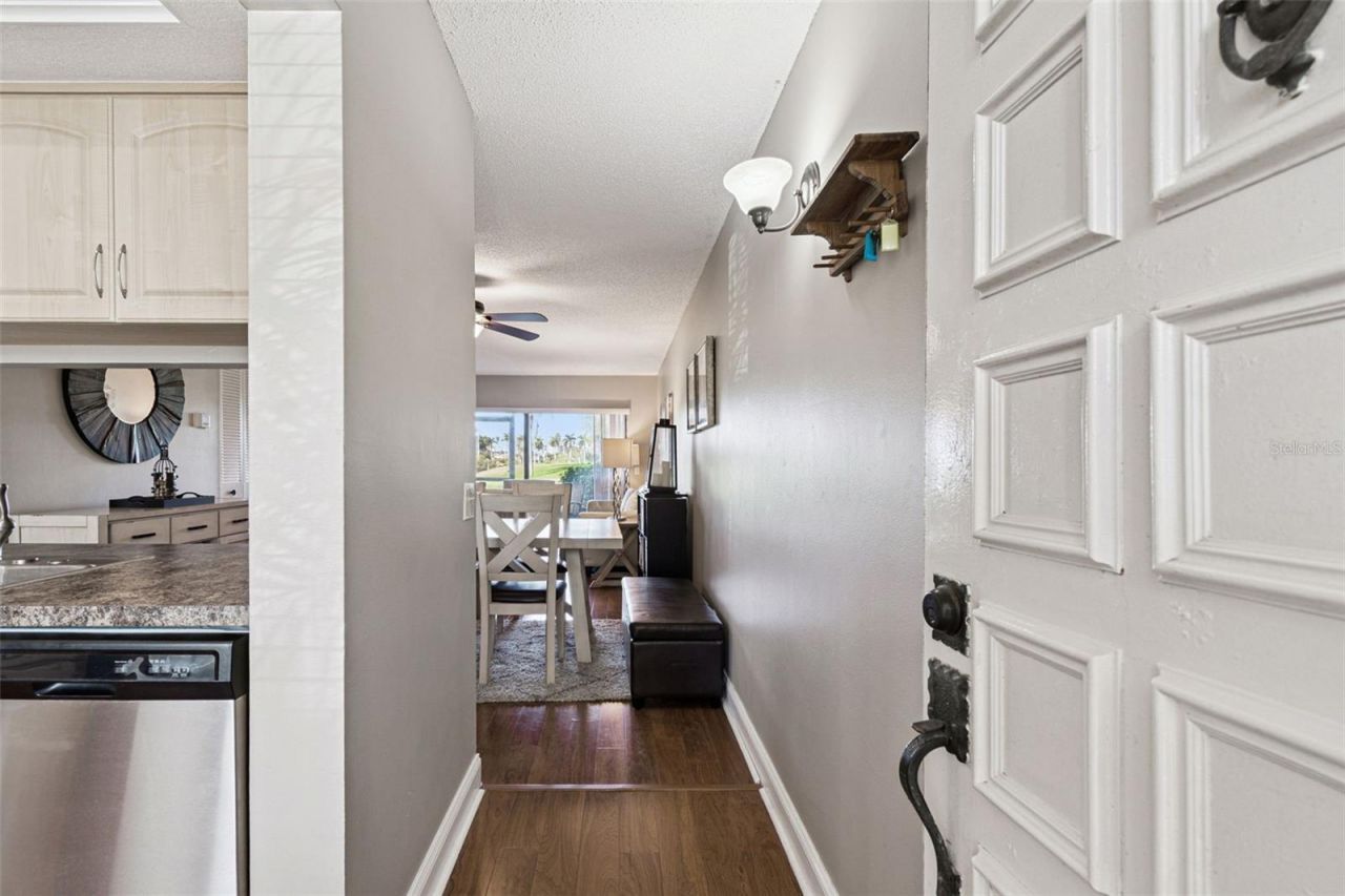 6105 Palma Del Mar Boulevard S, Unit 120, Saint Petersburg, FL 33715 Photo