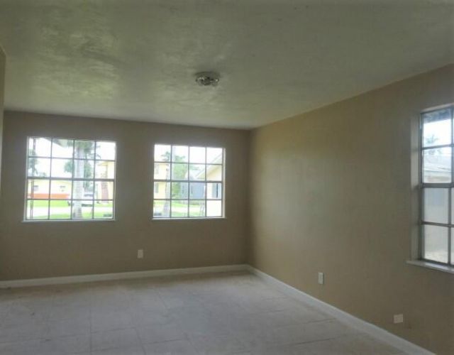 216 SW Avenue D, Belle Glade, FL 33430 Photo