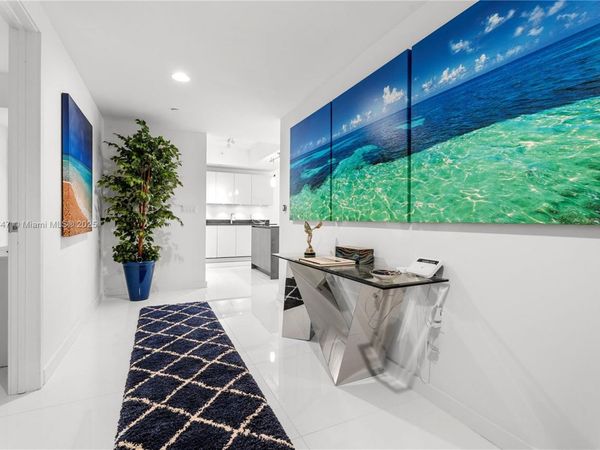 1010 Brickell Ave, Unit 4206, Miami, FL 33131