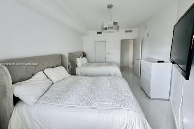 20000 E Country Club Dr, Unit 1207, Aventura, FL 33180 Photo