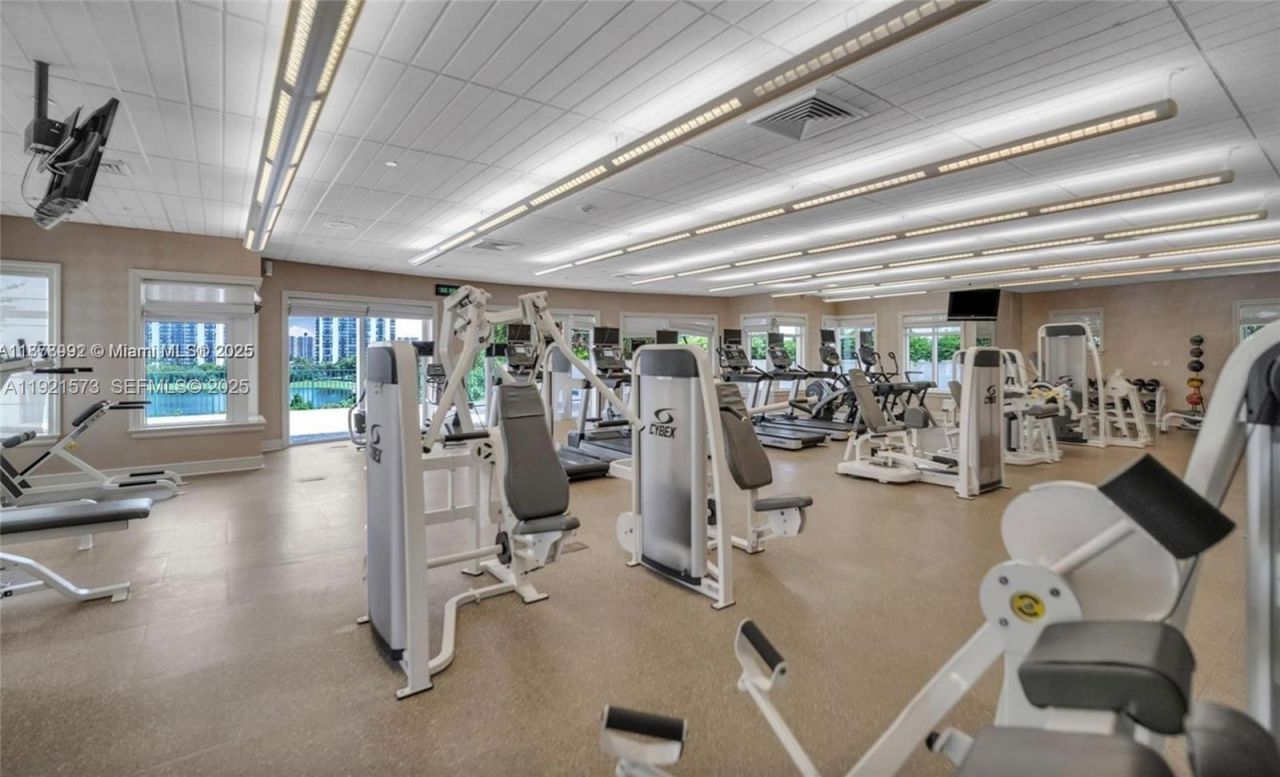 20000 E Country Club Dr, Unit 1207, Aventura, FL 33180 Photo