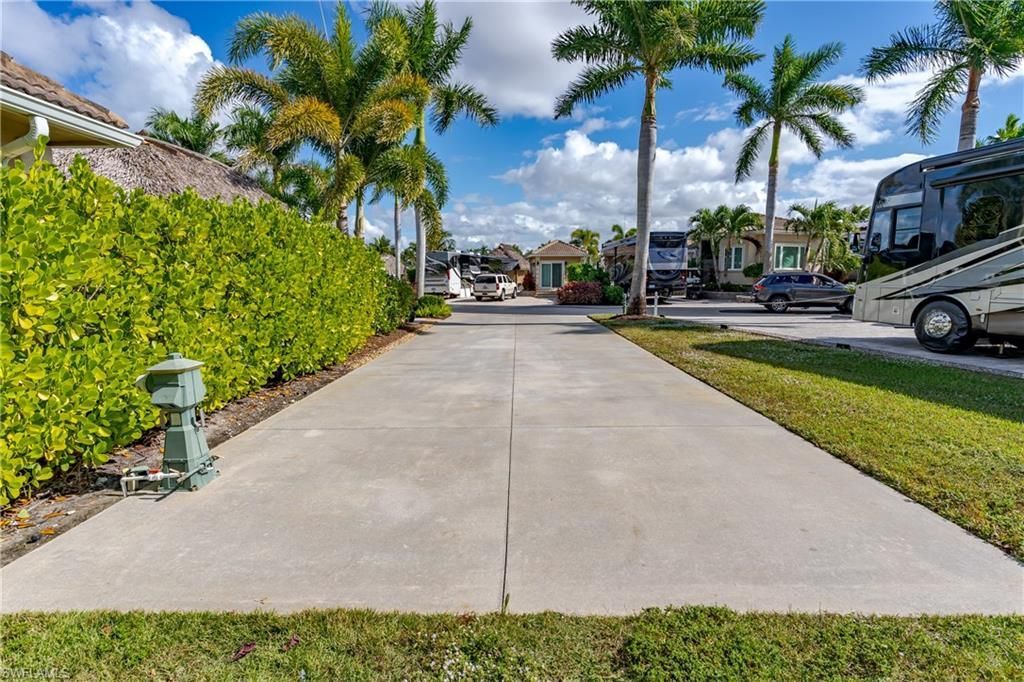 13407 Snook Cir, Naples, FL 34114 Photo
