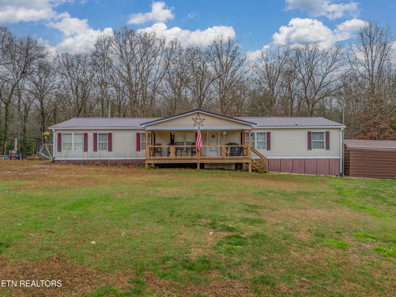 1725 Genesis Rd, Lancing, TN 37770 Main Photo