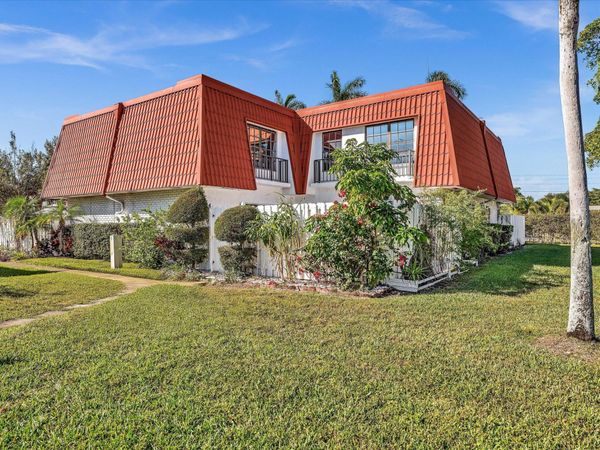 1441 Princeton Lane, Boynton Beach, FL 33426