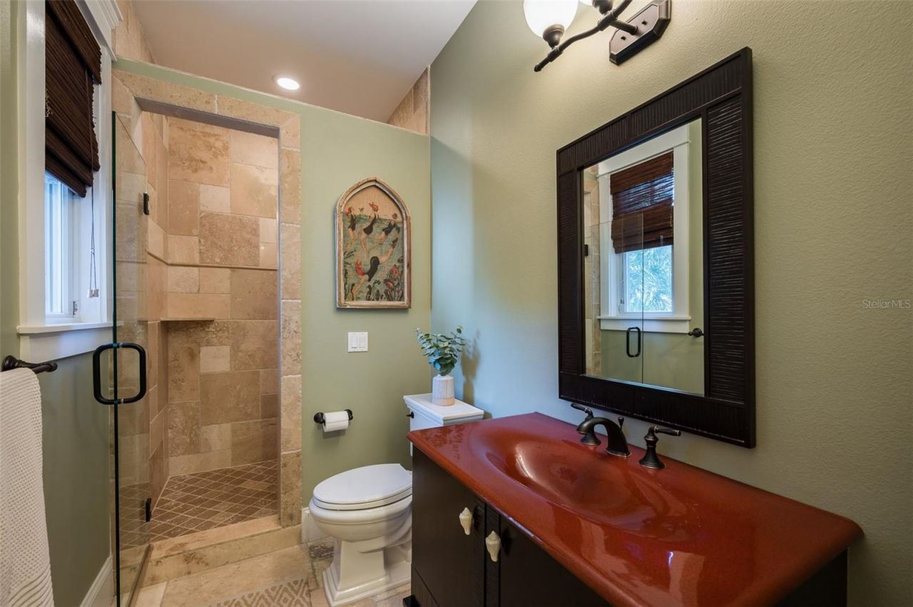 526 56th Street, Holmes Beach, FL 34217 Photo