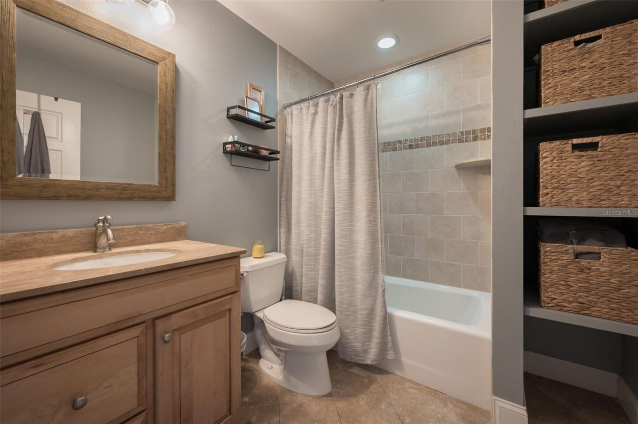 526 56th Street, Holmes Beach, FL 34217 Photo