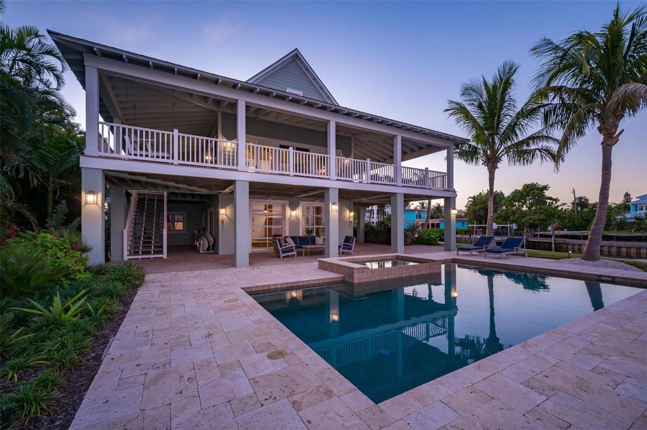 526 56th Street, Holmes Beach, FL 34217 Photo