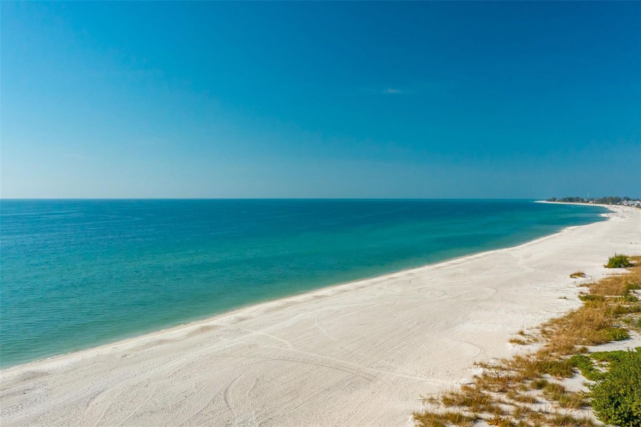 526 56th Street, Holmes Beach, FL 34217 Photo