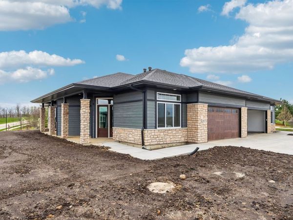 1903 Country Club Drive, Coralville, IA 52241