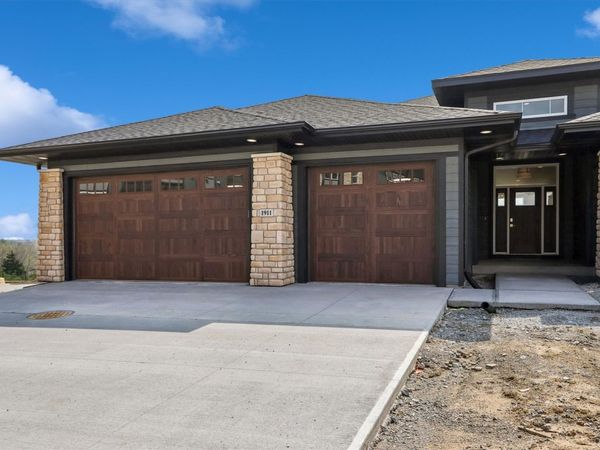 1911 Country Club Drive, Coralville, IA 52241