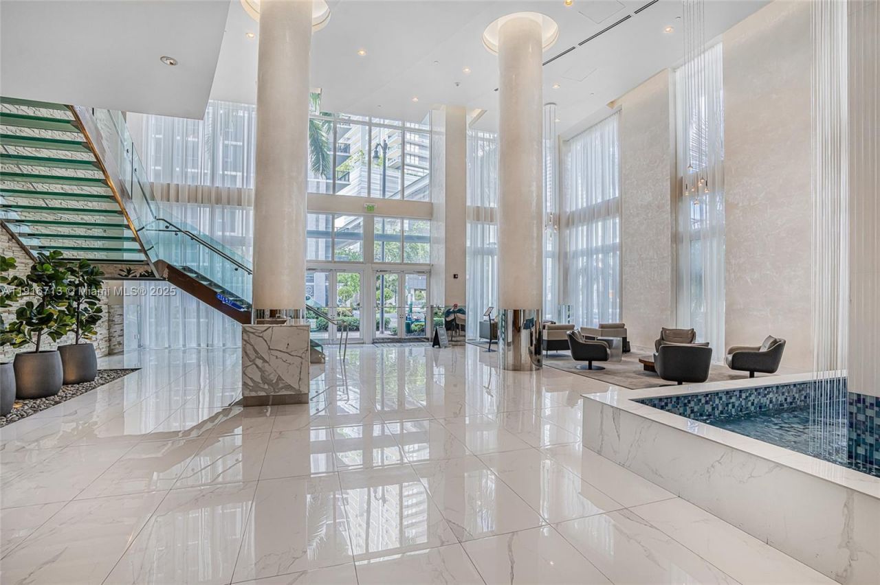 41 SE 5th St, Unit 1212, Miami, FL 33131 Photo